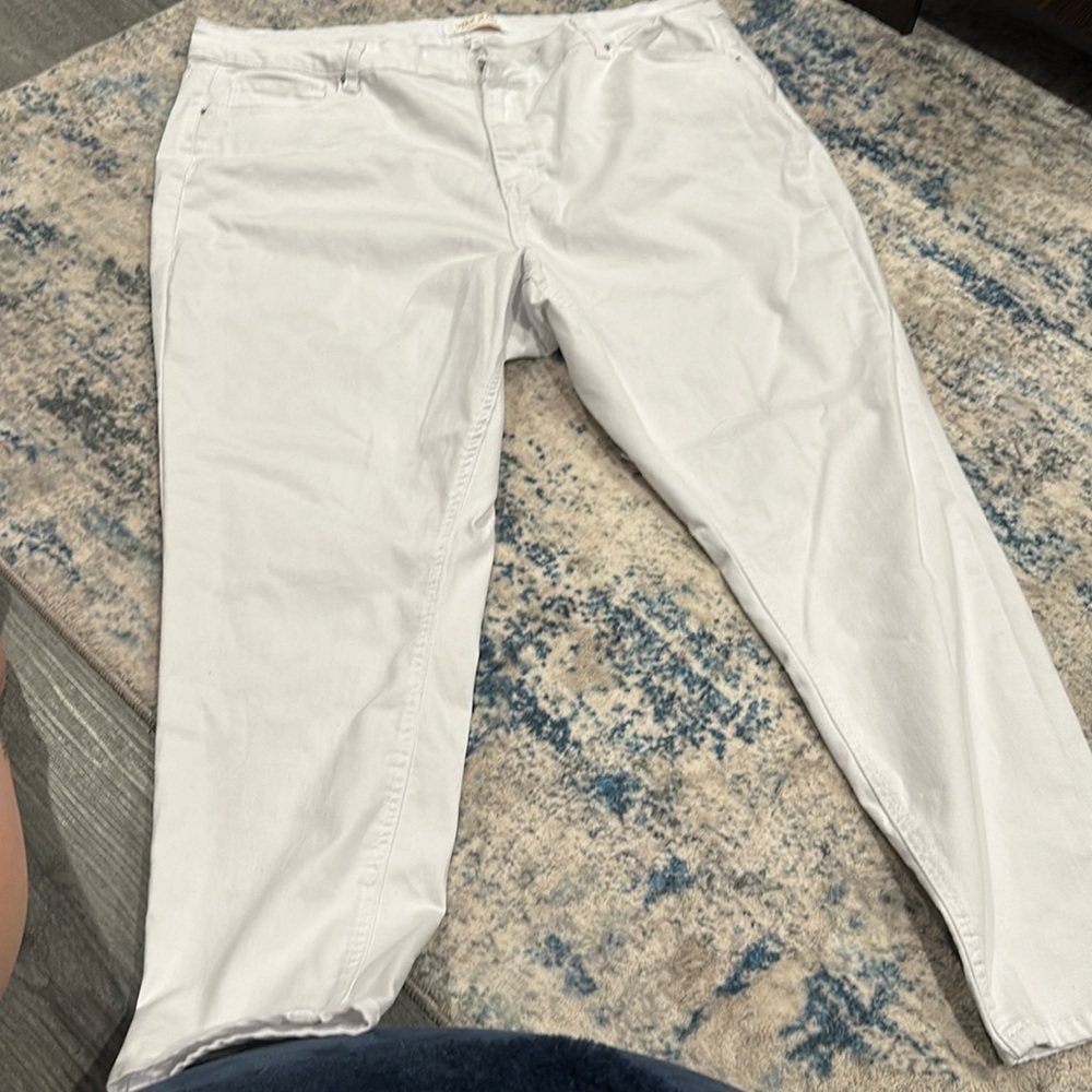 Size 24 white jean